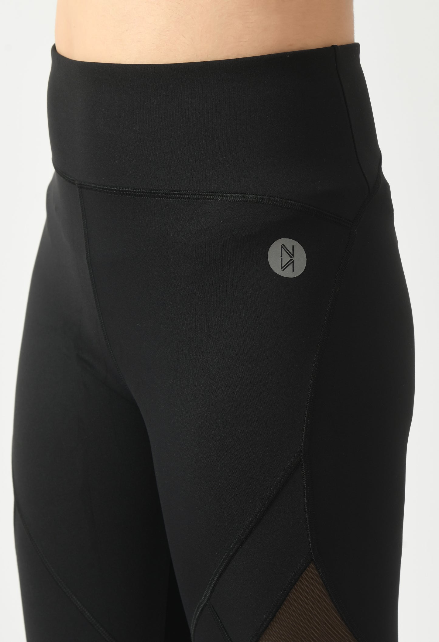 NotchFlex Mesh Cut Detail Leggings